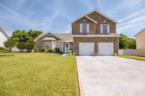 4586 Osprey Ln, Decatur, GA 30035