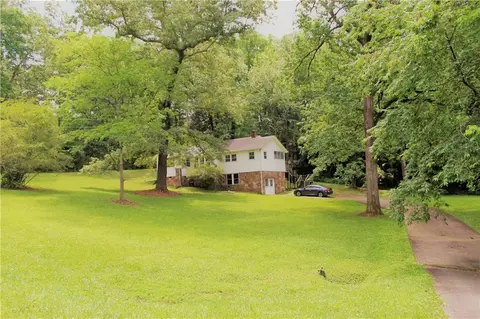 4 E Lake Dr SE, Rome, GA 30161