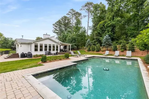 2305 Dinsmore Rd, Milton, GA 30004