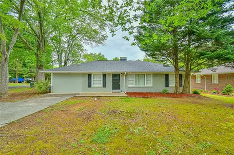 199 Harris St, Toccoa, GA 30577
