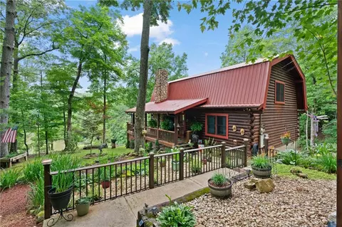 834 Etowah Dr, Ellijay, GA 30540