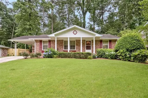 2527 Asbury Ct, Decatur, GA 30033