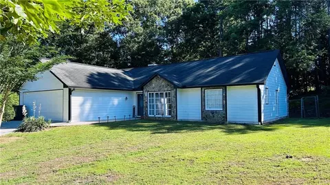 1672 Greyleaf Ln, Dacula, GA 30019