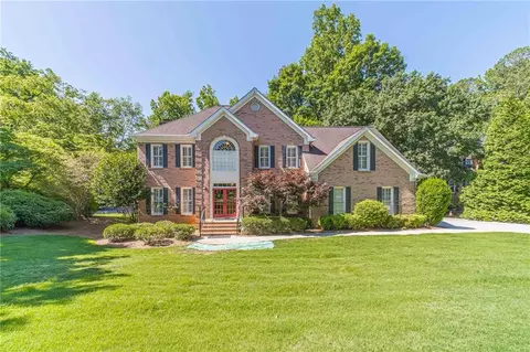 2760 Commons Dr, Lawrenceville, GA 30044