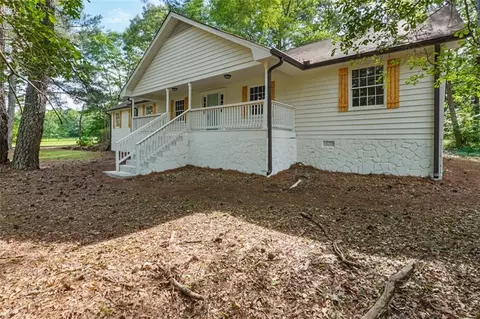 1640 Broadnax Mill Rd, Loganville, GA 30052