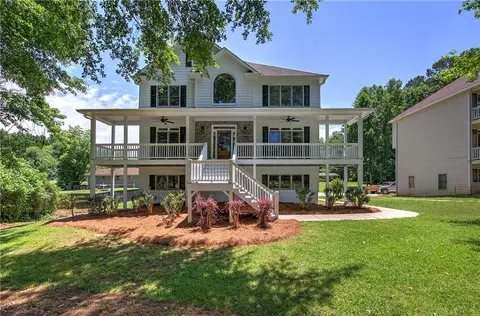 925 Ballew Dr, Marietta, GA 30066
