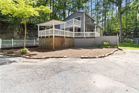 1370 Eaglecreek Trl, Cumming, GA 30041