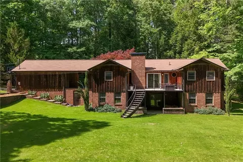 654 Mark Trl, Woodstock, GA 30188