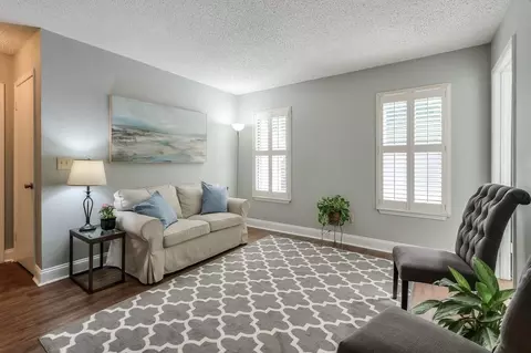 1613 Huntingdon Chase, Atlanta, GA 30350