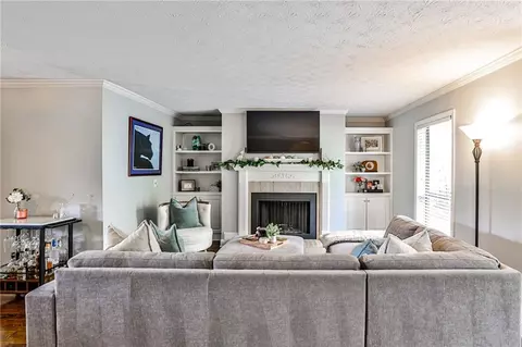 803 River Mill Cir, Roswell, GA 30075
