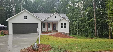 304 Hidden Ct, Woodstock, GA 30189