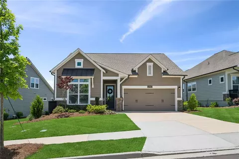6952 River Rock Dr, Flowery Branch, GA 30542