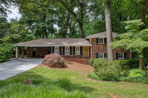 282 Linda Dr, Tucker, GA 30084
