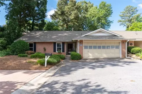 28 Waterford Ct, Atlanta, GA 30328