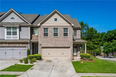 3881 Augustine Pl #95, Rex, GA 30273