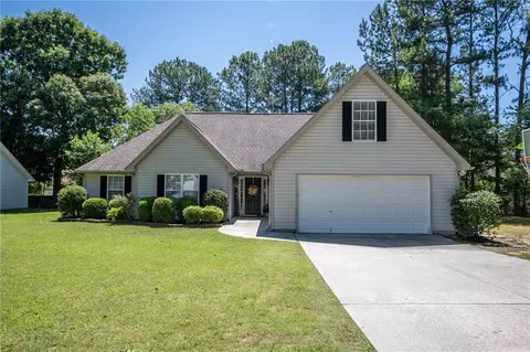 723 Loblolly Ln, Winder, GA 30680