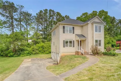 6016 S Deshon, Lithonia, GA 30058