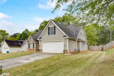 629 Lynchburg St, Hampton, GA 30228 photo 2