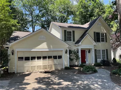 1209 Rockmart Cir NW, Kennesaw, GA 30144