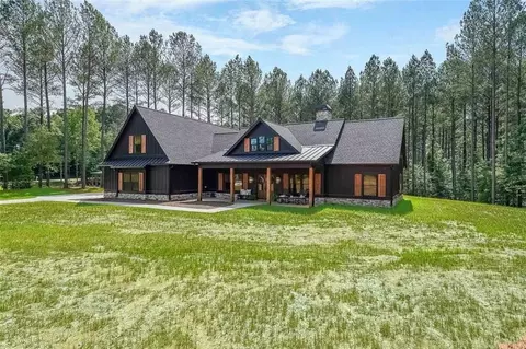 81 Oak Grove Rd, Taylorsville, GA 30178