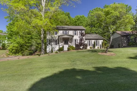5054 Kings Wood Dr NE, Roswell, GA 30075