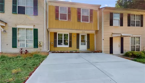 3566 Kennesaw Station Dr, Kennesaw, GA 30144