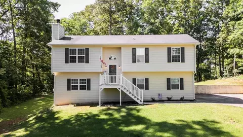 3796 Cannon Dr, Douglasville, GA 30135