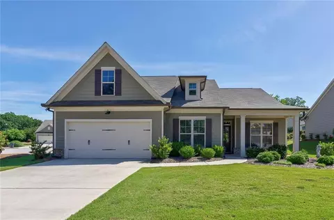 769 Lakeview Bend Cir, Jefferson, GA 30549