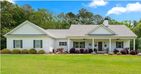 1216 Craig Dr, Locust Grove, GA 30248