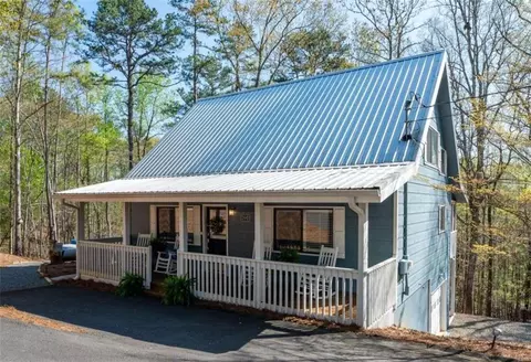 2443 Newport Dr, Ellijay, GA 30540