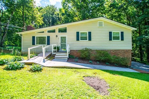 67 Twin Oaks Ln, Bremen, GA 30110