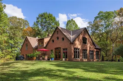 12430 Whiteside Rd, Chattahoochee Hills, GA 30268