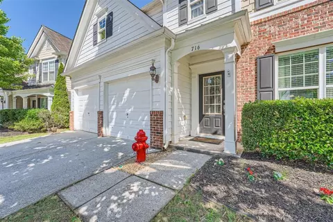 716 Berkeley Ter, Canton, GA 30115 photo 3