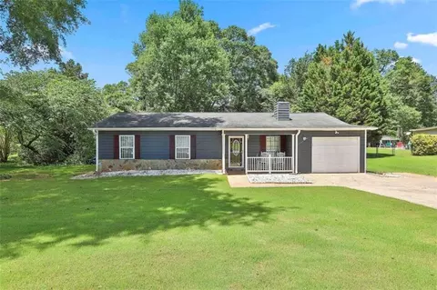 3654 Charlotte Dr, Rex, GA 30273