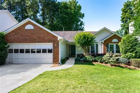 2180 Carlysle Cove Dr, Lawrenceville, GA 30044