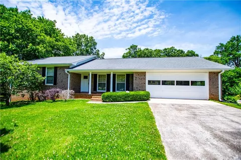 254 Almon Rd, Carrollton, GA 30117