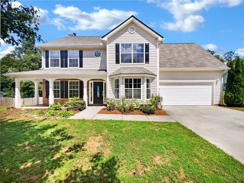 4409 Mitchells Ridge Dr, Ellenwood, GA 30294