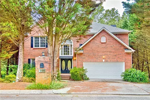 970 Brighton Crest Cir, Stone Mountain, GA 30087