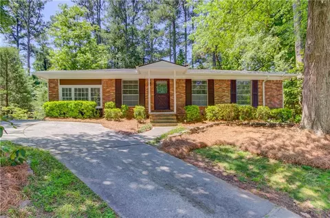 922 E Glochester Pl, Norcross, GA 30071