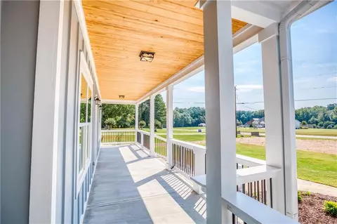 400 Paul Smith Rd, Covington, GA 30014 photo 7