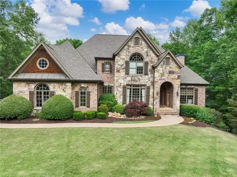2140 Tee Dr, Braselton, GA 30517