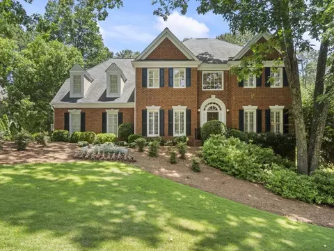 860 Randall Ct, Marietta, GA 30064