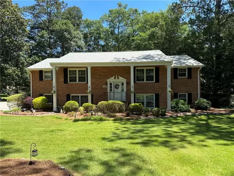 2039 Monterey Dr, Conyers, GA 30012