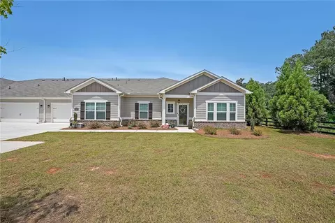 2947 Rambler Dr, Loganville, GA 30052