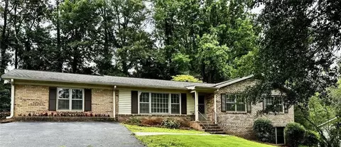 2327 Burnt Hickory Rd NW, Marietta, GA 30064