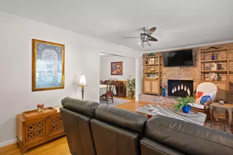 4107 Admiral Dr, Chamblee, GA 30341 photo 6