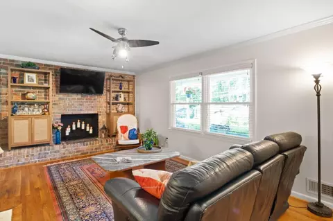 4107 Admiral Dr, Chamblee, GA 30341 photo 7