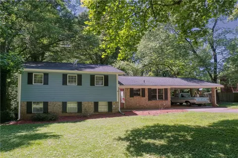 3021 Tina Ln, Marietta, GA 30066