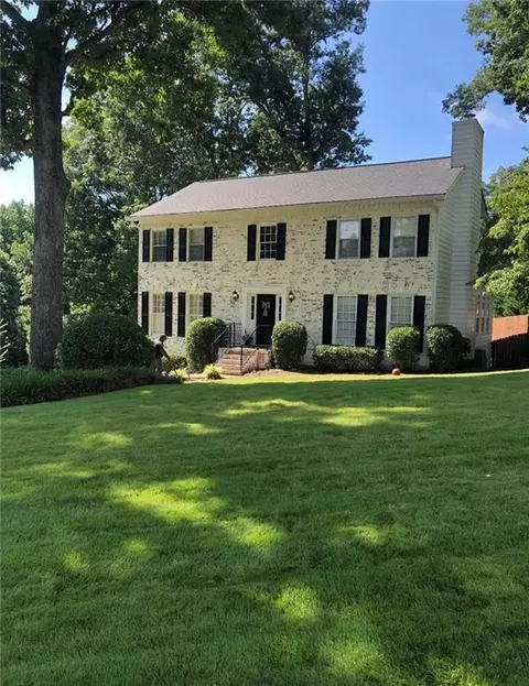 4161 Riverhill Ct NE, Roswell, GA 30075
