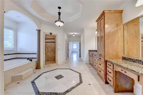 Bath - 8725 Merion Dr, Duluth, GA 30097 photo 7 of 10